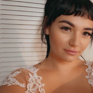 Charlotte Cross