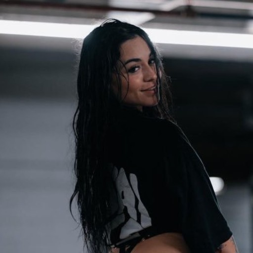 Isabella Torres